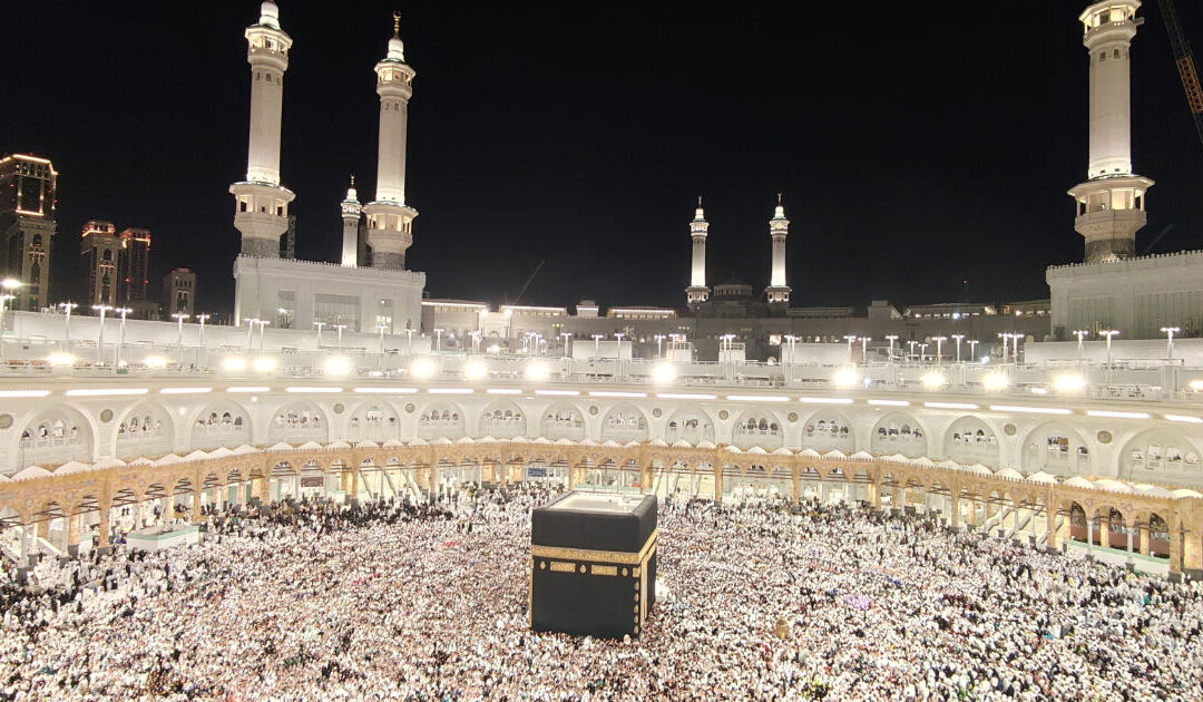 Umrah from USA: The Complete Guide for American Muslims | Heaven Tours